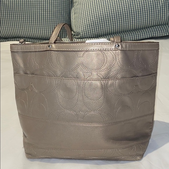 Coach Metallic Signature Bronze LeatherShoulderBag - Picture 3 of 9